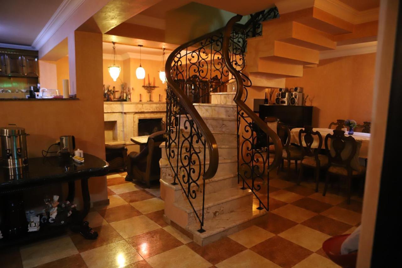Hotel Black Sea House Batumi Exterior foto