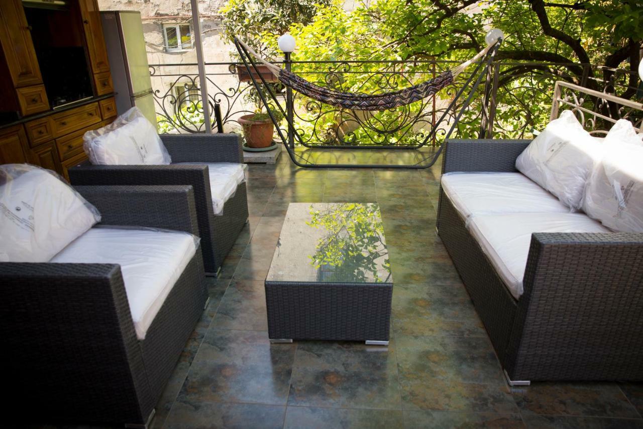 Hotel Black Sea House Batumi Exterior foto